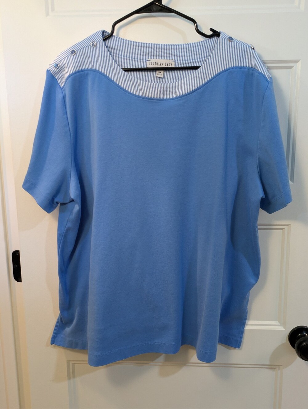 🔴 3/$15 Southern Lady Blue Short Sleeve Top with Striped Yoke